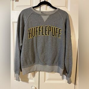 Hufflepuff Harry Potter Official Universal Studios Sweatshirt S+HP Spell Book